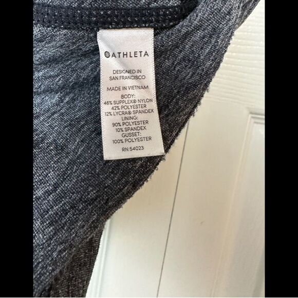 ATHLETA Excursion Skort Skirt Black Heather Gray Attached Shorts Pockets Knit M - Picture 8 of 8